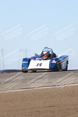 media/Oct-26-2025-CalClub SCCA (Sun) [[8ce1e69566]]/Group 6/Grapevine/